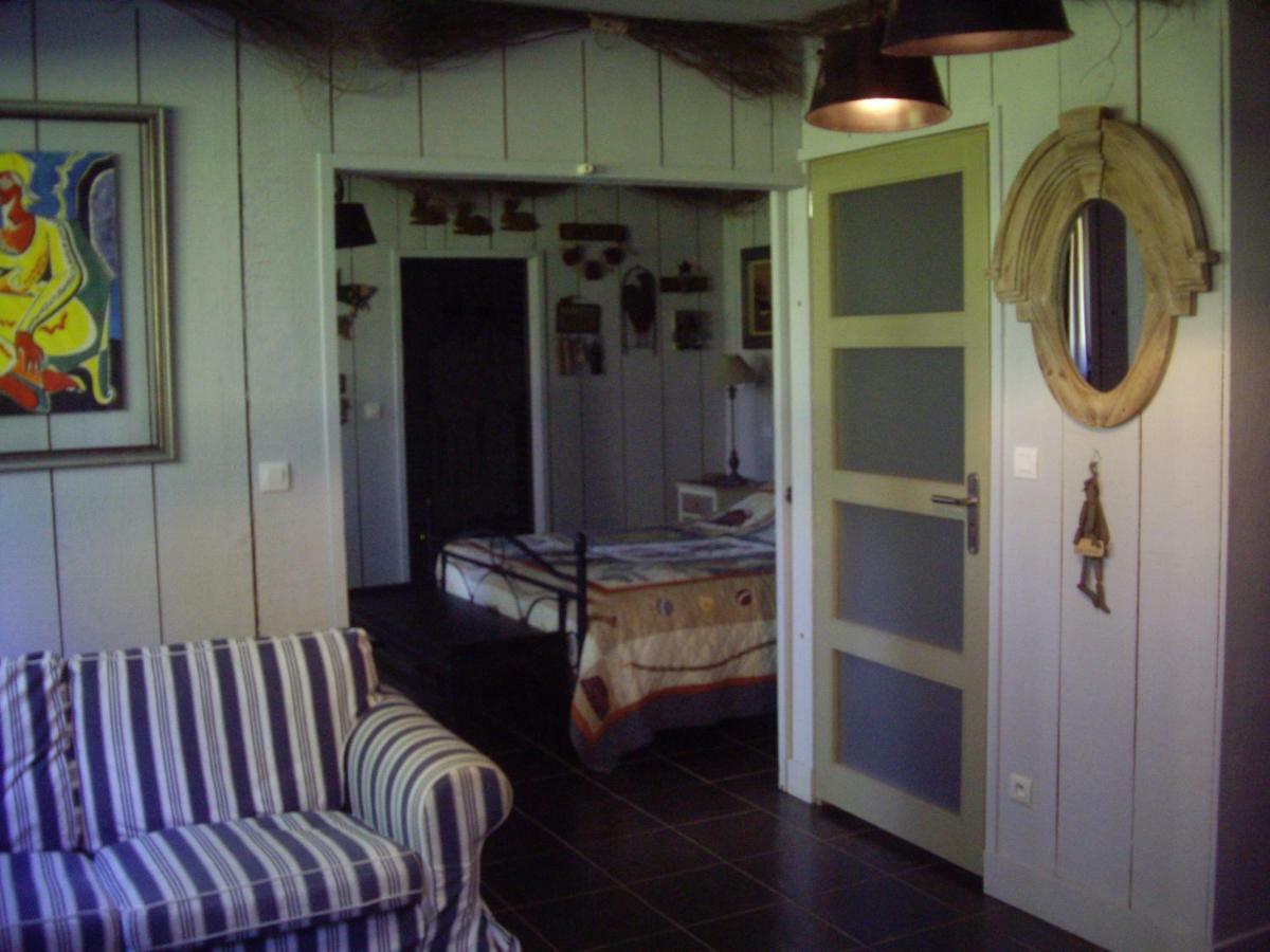 La Grange Des Marettes Bed and Breakfast Cléres Eksteriør billede